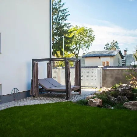 Apartman - & Free Parking, Center *